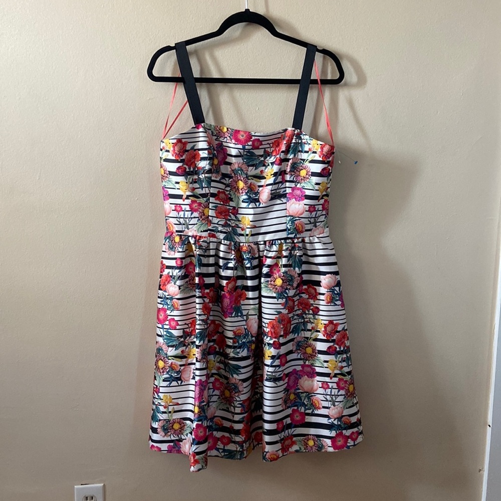 Jane Summers Floral Black White Pink Striped Party Dress Flare 10 Spring Mini